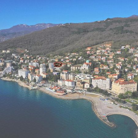 Appartement Elvira à Opatija Extérieur photo